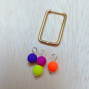 Ohrringe mit Glasperlen „Neon