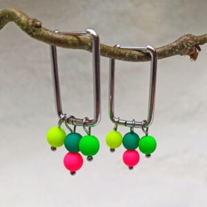 Ohrringe mit Glasperlen „Neon