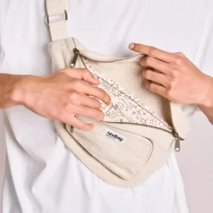 Große Gürteltasche, Beige