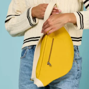 Große Gürteltasche, Safran