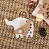 Kleines Schnürspielzeug aus Holz, Elefant